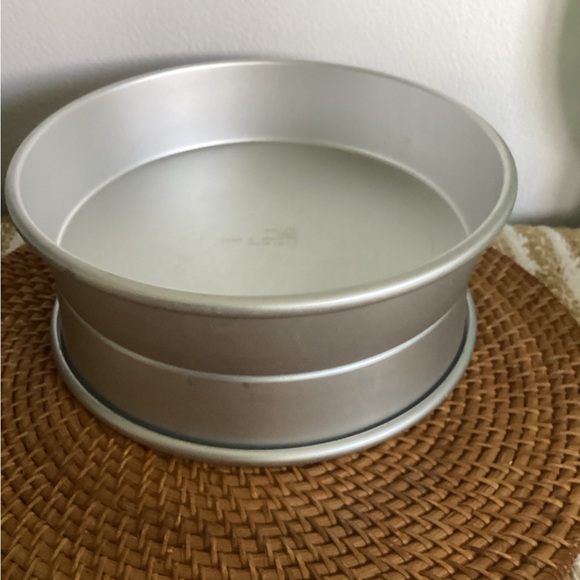 🎂 WILTON 9” cake pan set 1987 Vintage EUC - Picture 5 of 7